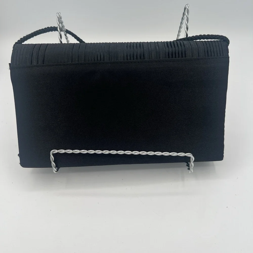 La Regale Black Ribbed Satin Polyester Evening‎ Purse